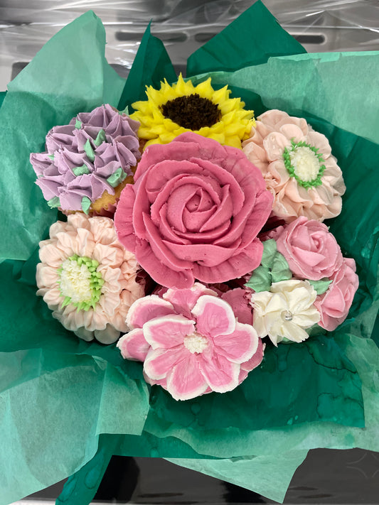 Flower bouquet cupcake class